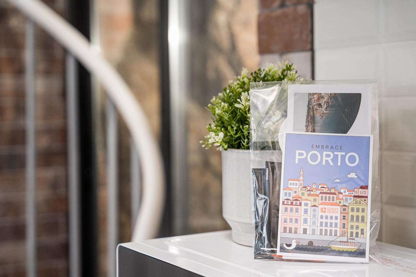 Guestready - Serene Hideout In Downtown Porto Exterior photo
